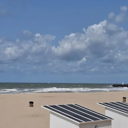 Bright, Spacious Family Apartamento Ostend